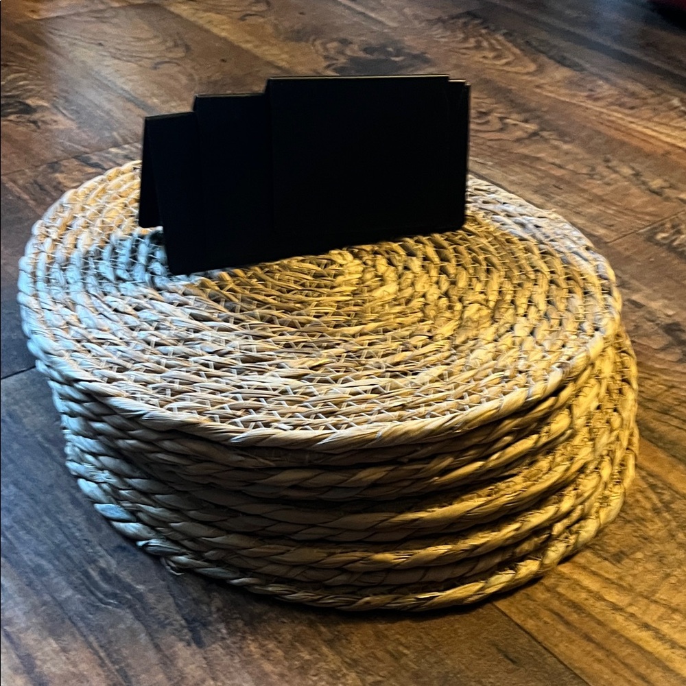 Set of 10 Woven Placemats & 5 Little Chalkboards. Like new